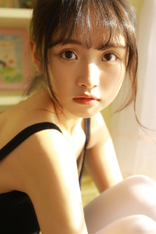 俄“半裸派对”引多方不满